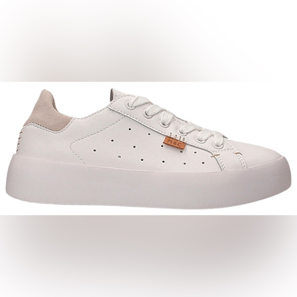 Women’s MUSSE & CLOUD Margot white leather sneakers- Size 10